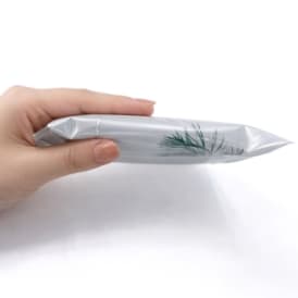 薄いからかさばらない